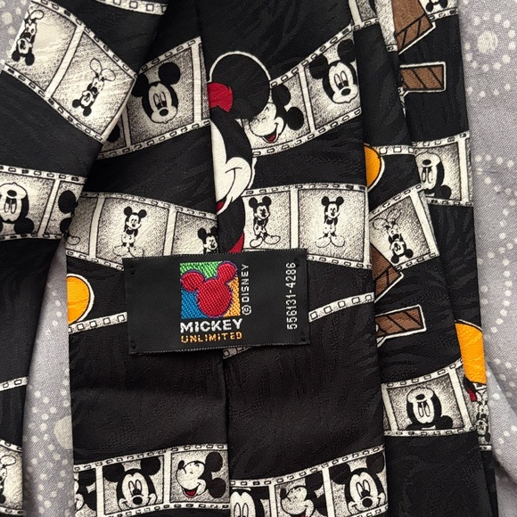 Disney Mickey Mouse Collector Men’s Necktie Director Mickey Unlimited - Picture 2 of 2